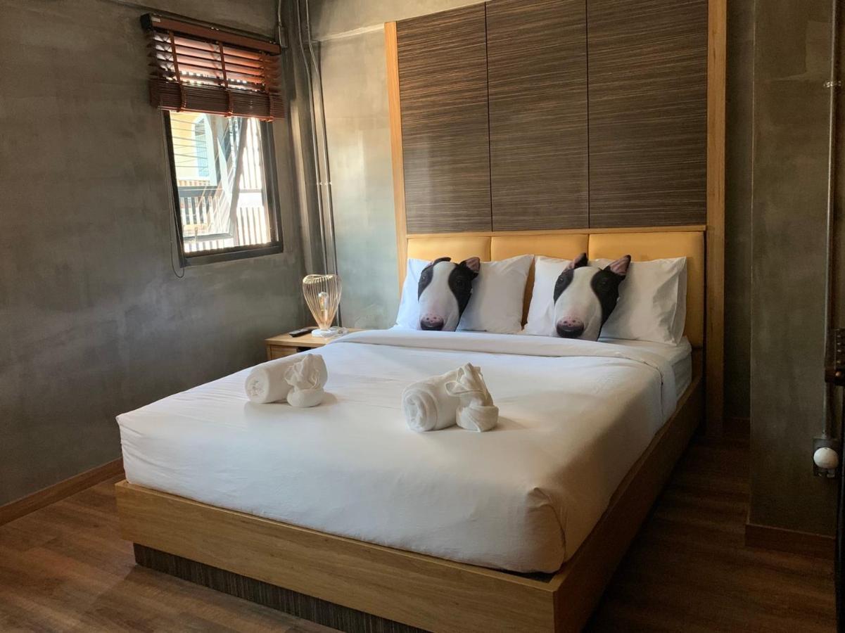 Pinghostel (Adults Only) Chiang Mai Bagian luar foto