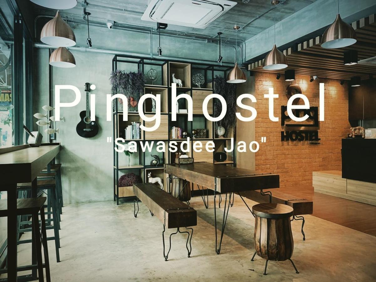 Pinghostel (Adults Only) Chiang Mai Bagian luar foto